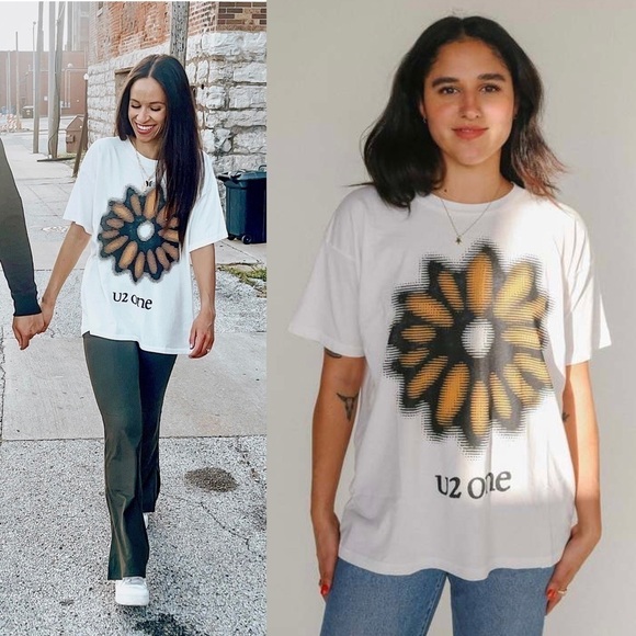 NWT DAYDREAMER 90s U2 One Daisy Graphic Grunge Rock Band Short Sleeve Tee XS - Picture 2 of 8